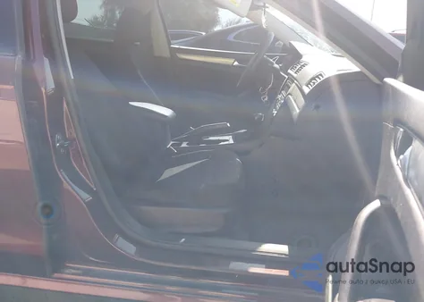 2012 Volkswagen Passat 2.5L S z USA, uszkodzony, nr VIN 1VWAP7A39CC042037